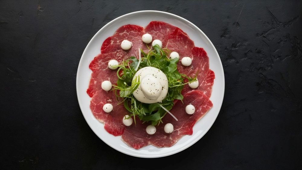 carpaccio op een bord
